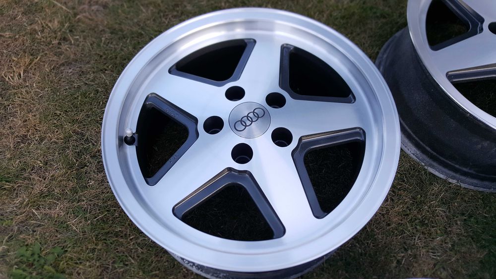 Felgi Audi S2 Coupe , 90 B3  5x112 , 16"cali  7J , ET37 895601025H