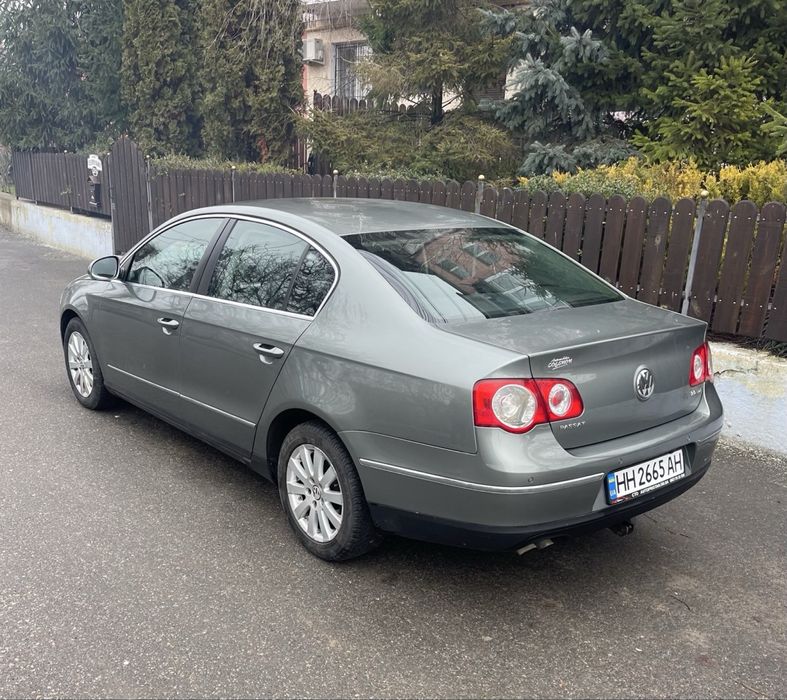 Volkswagen Passat 2006 2.0TDI DSG (140 k.c.)