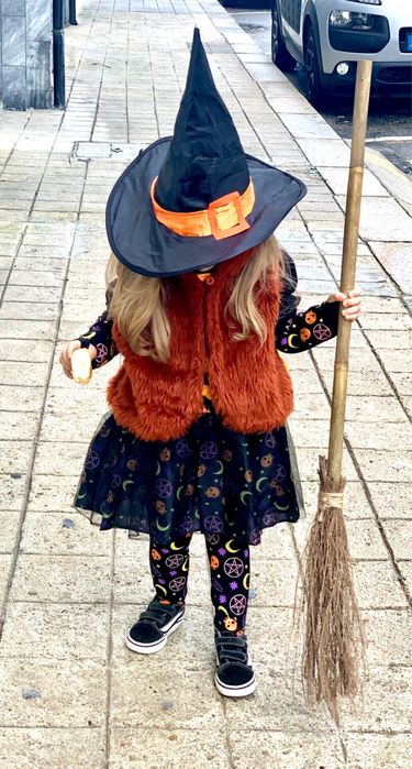 disfarce de bruxinha