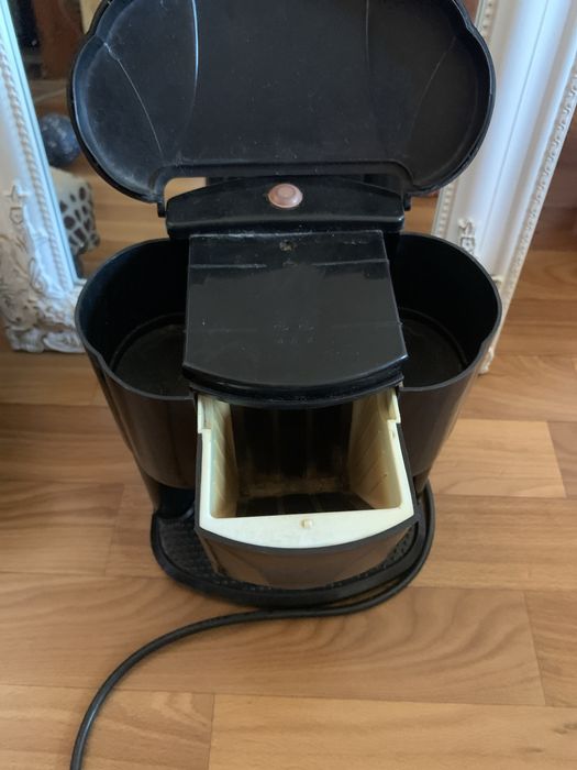 Продам кофеварку