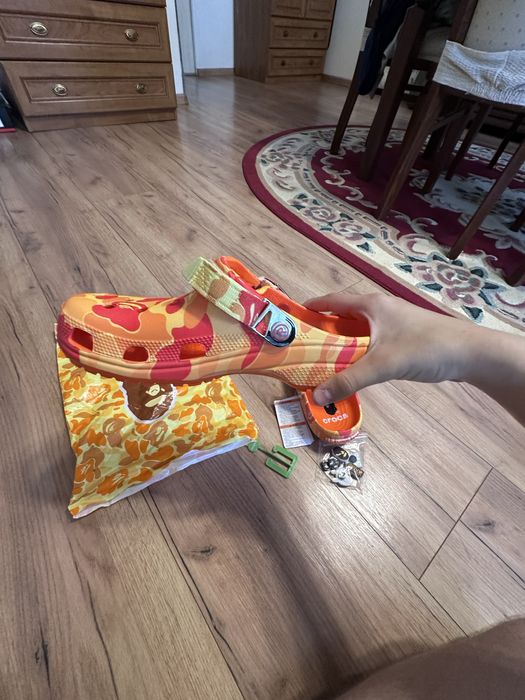 Crocs Bape.
