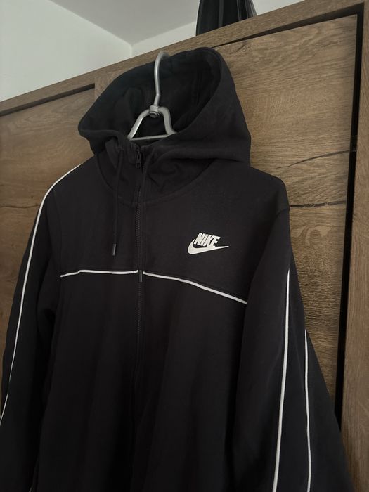 Damska bluza Nike Sportswear czarna rozpinana z kapturem L