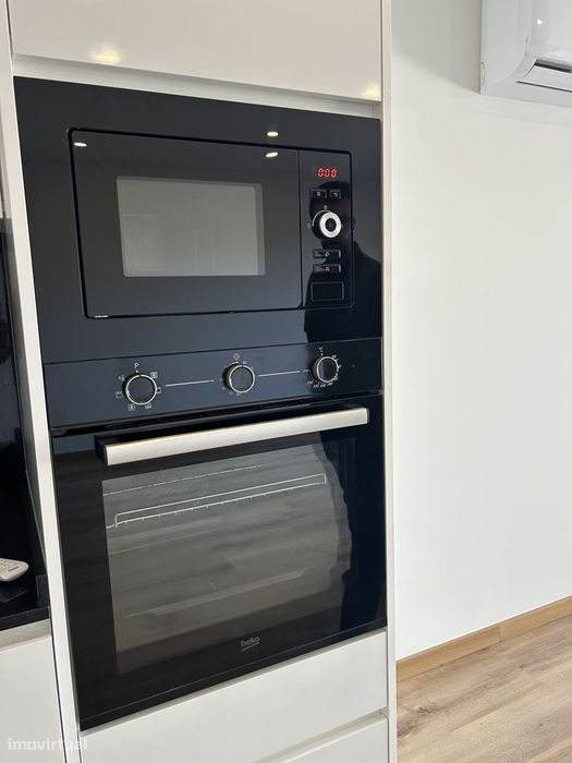 T2 Novo, c/ terraço,suíte e cozinha equipada,perto do Centro de Braga!