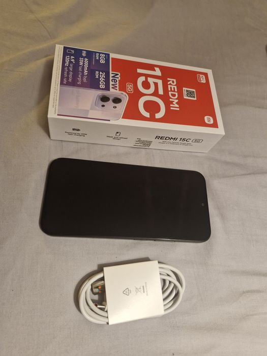 Xiaomi Redmi 15C 5G 256GB com capa
Xiaomi Redmi 15C 5G 256GB