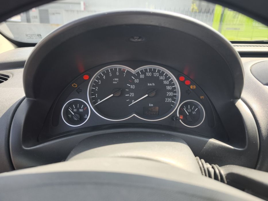 Opel Corsa C 1.2 Gasolina | 2004 | 150.000 km