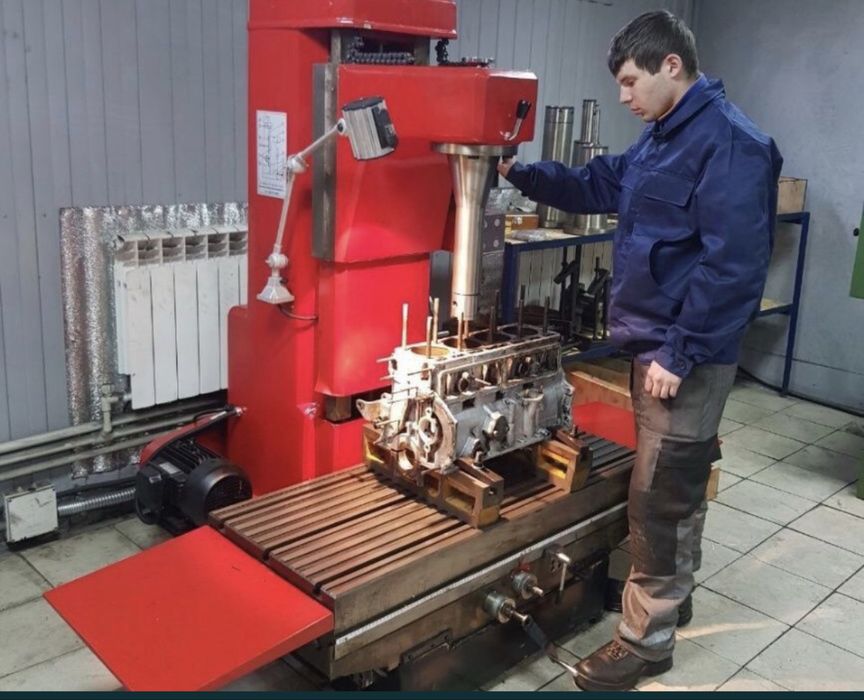 Головка блока ВАЗ 21083 21093 . 2108 2109 2110 2115 лада