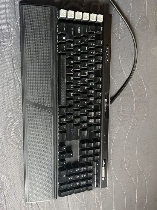 Klawiatura gamingowa K100 RGB CORSAIR