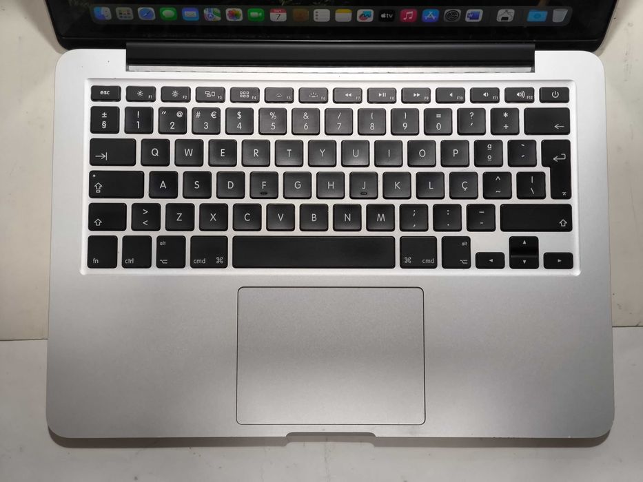 Apple Macbook Pro 13 i5 SSD 256GB 8GB ram Iris Retina
