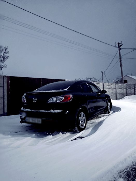 Mazda 3 в гарному стані.