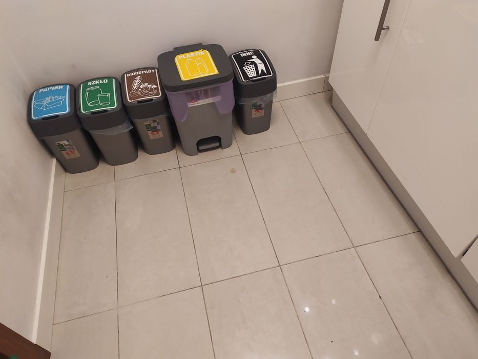 Sprzątanie biura FAKTURA