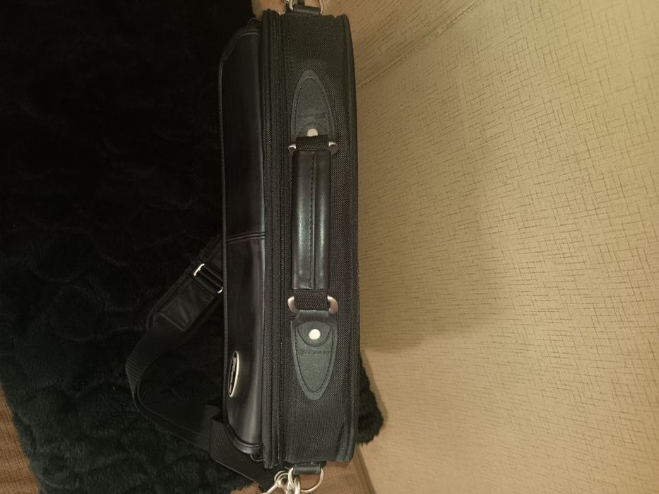 Mala para pc portátil.