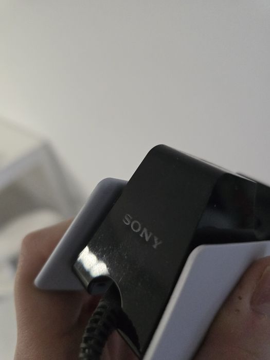 Stacja ładujaca do padów PS5