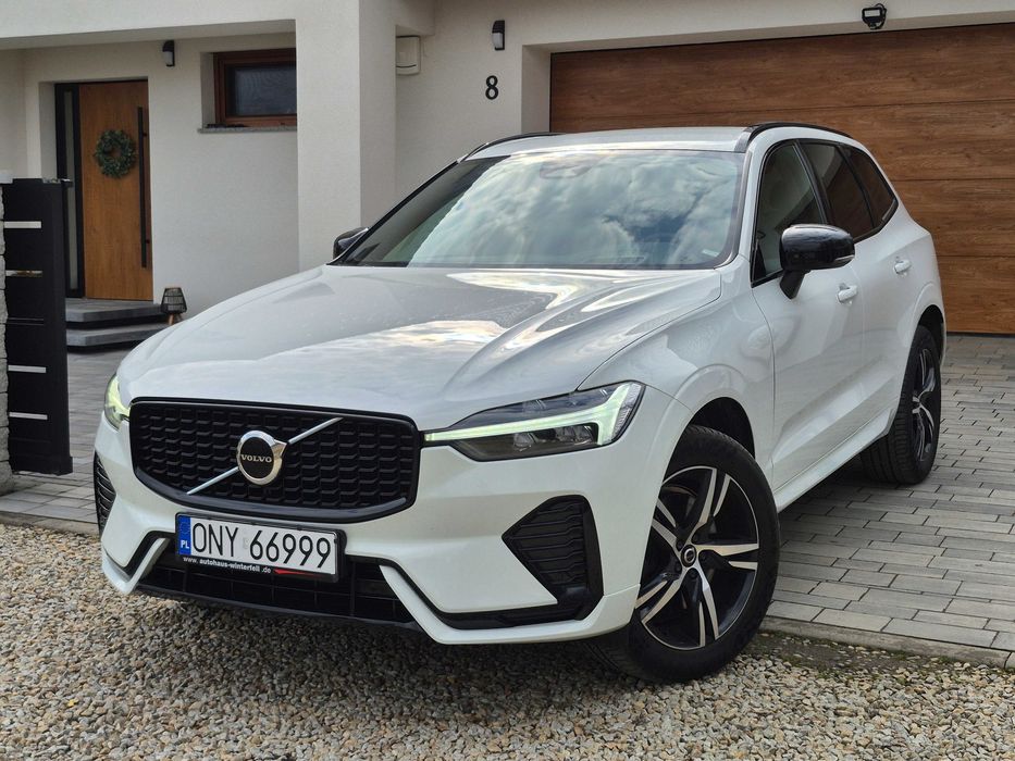 Volvo XC60 R-Design Lift benzyna 250KM AWD