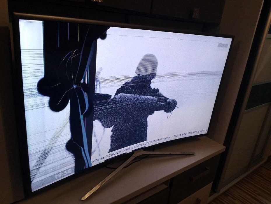 Продам телевізор Samsung UE49K6300AW на запчастини