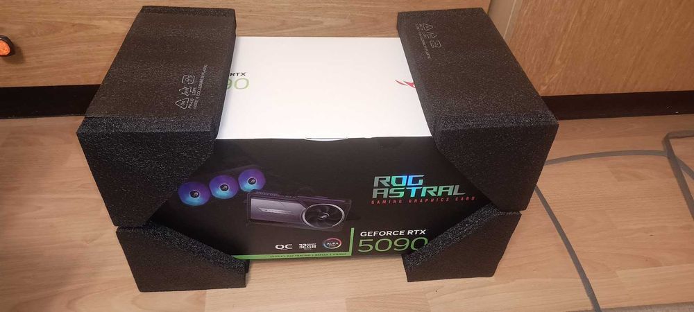 ASUS ROG Astral GeForce RTX 5090 32GB GDDR7 LC OC Edition