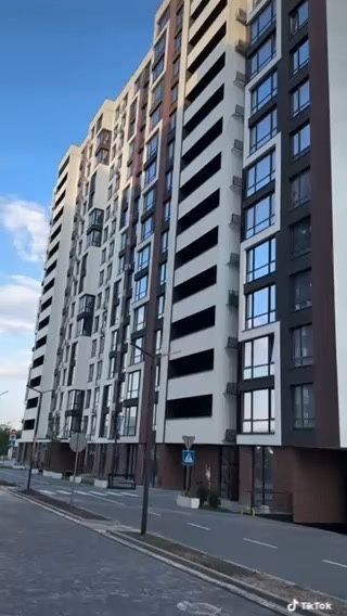 Двокімнатна з фунцією трикімнатною ЖК Манхеттен