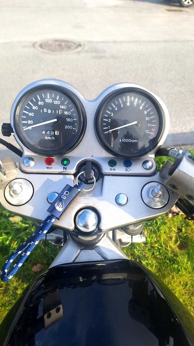 Moto Suzuki GS500E