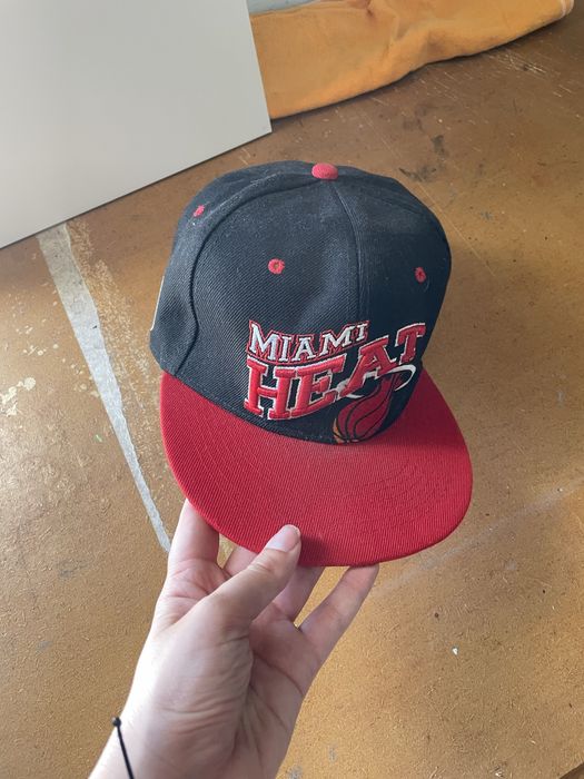 Chapeu miami heat vermelhor
