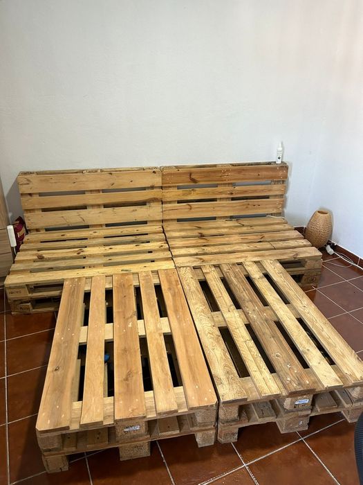 Cama de Europaletes pronta a usar(sem colchão)