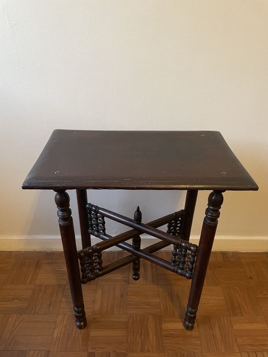 Mesa mesinha em talha (madeira maciça)