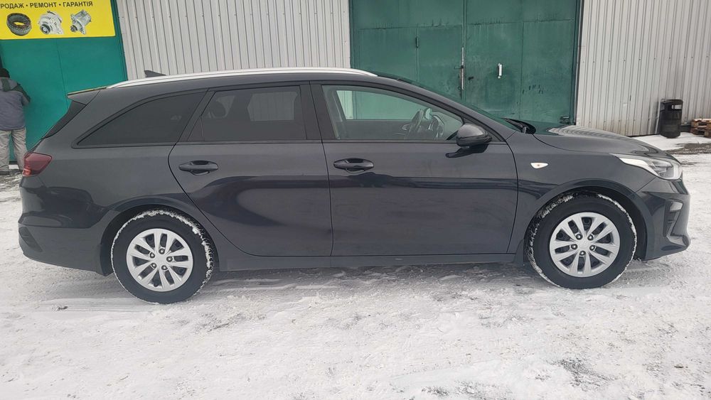 Авто Kia Ceed 1.6