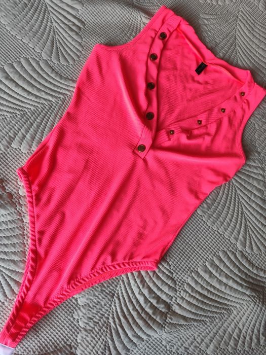 Body prążkowane z napami Ginger Neon Pink