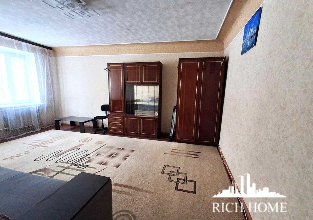 пер. Чугуєвський 12, м Берестейська 10 хв, 2к роздільні кімнати, ГАЗ!