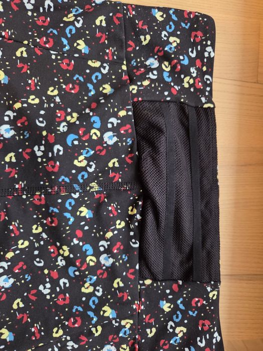 Leginsy damskie 3/4 rozm. M nowe