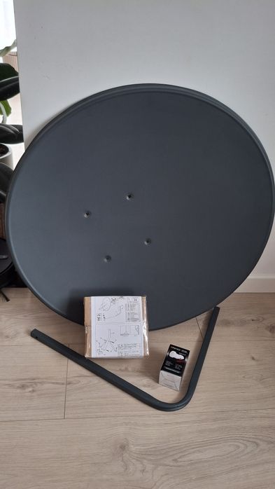 NOWY Talerz+antena satelitarna+konwerter i uchwyt