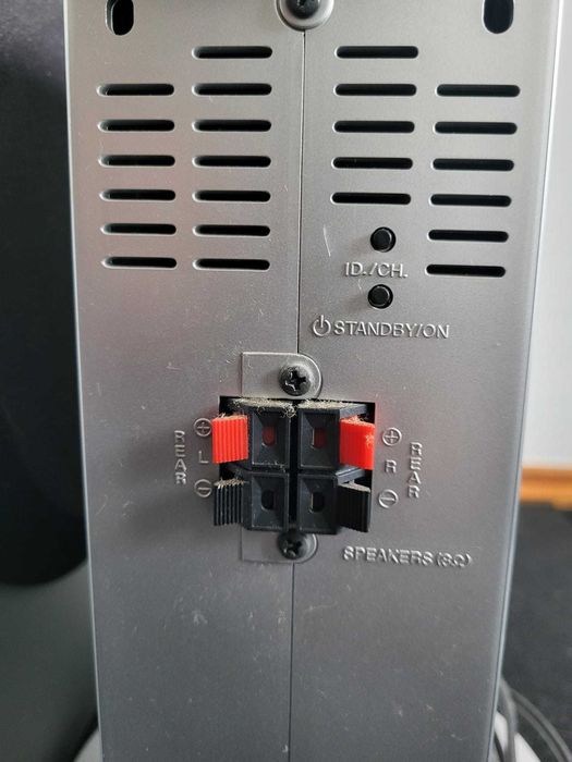 Colunas de Home Cinema LG 5.1 - Modelo LHS 55-TBS + Subwoofer 55-TBW