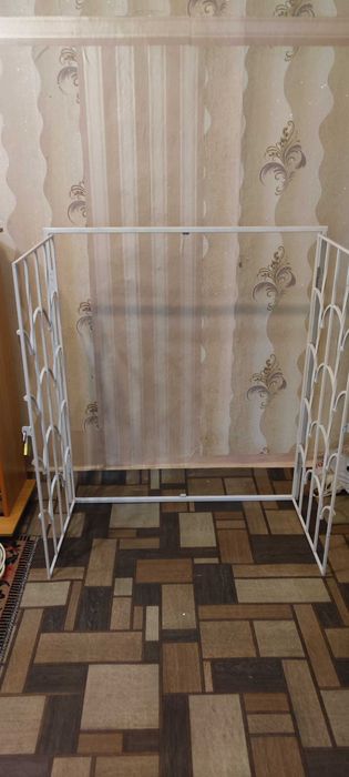 Решітка під замок