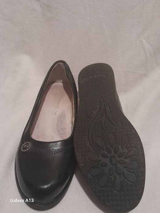 Туфельки для девочки