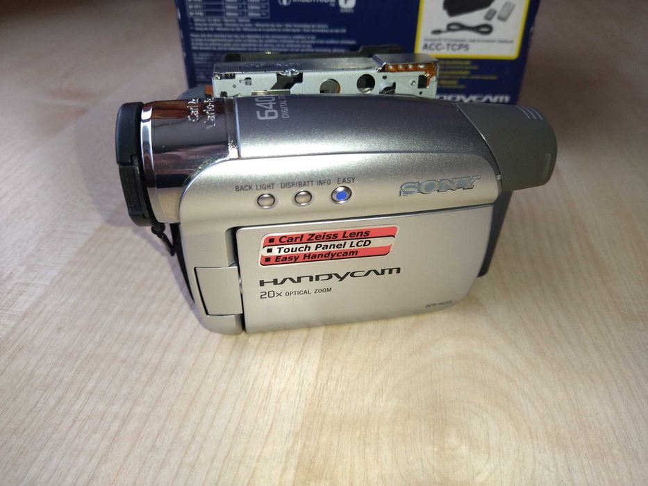 Відеокамера SONY DCR - HC23E