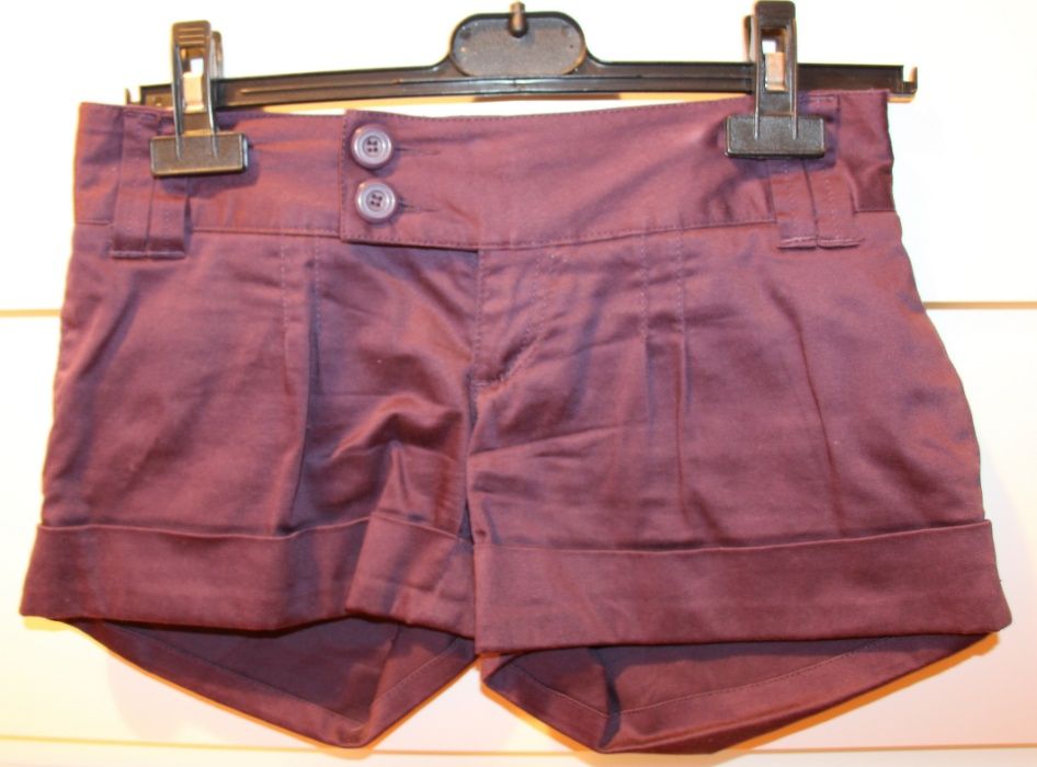 Calções acetinados roxos