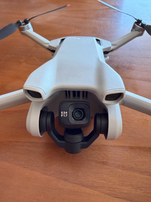 DJI Mini 3 - Kit Completo + Acessórios + Seguro de Reposição