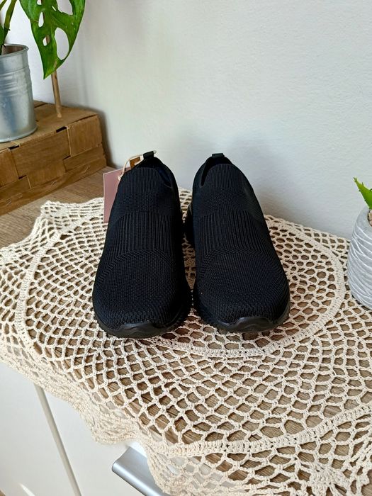 Damskie wsuwane buty sportowe 37 STQ czarne