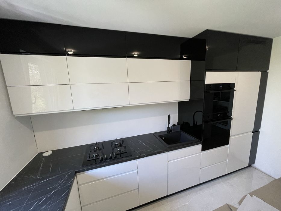 Meble na wymiar / kuchnie / szafy / krótkie terminy