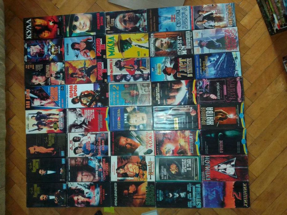 Видеокассеты VHS Кресный отец, Хищник 2, Смертельное оружие