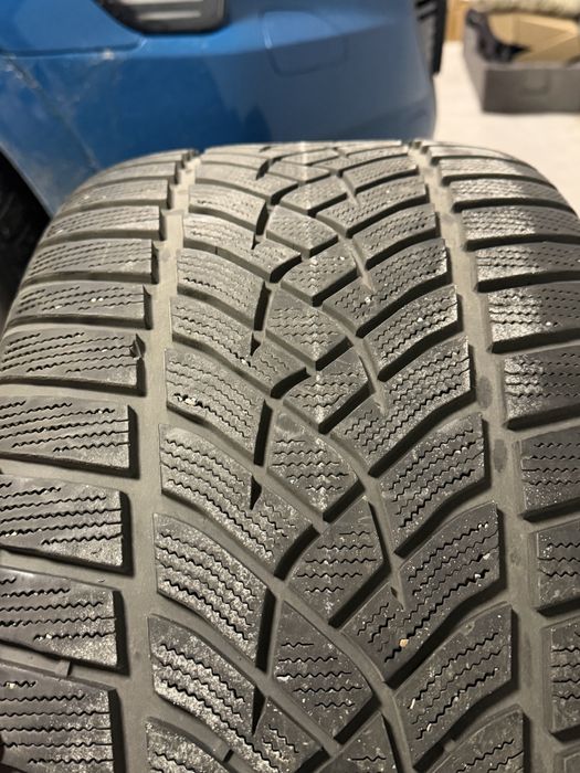 Комлект дисків Audi 5.130 з гумою Goodyear Ultra grip 295.40 r20
