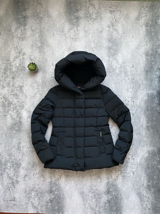 Жіночий мікро пуховик/ куртка Levis/ Salomon