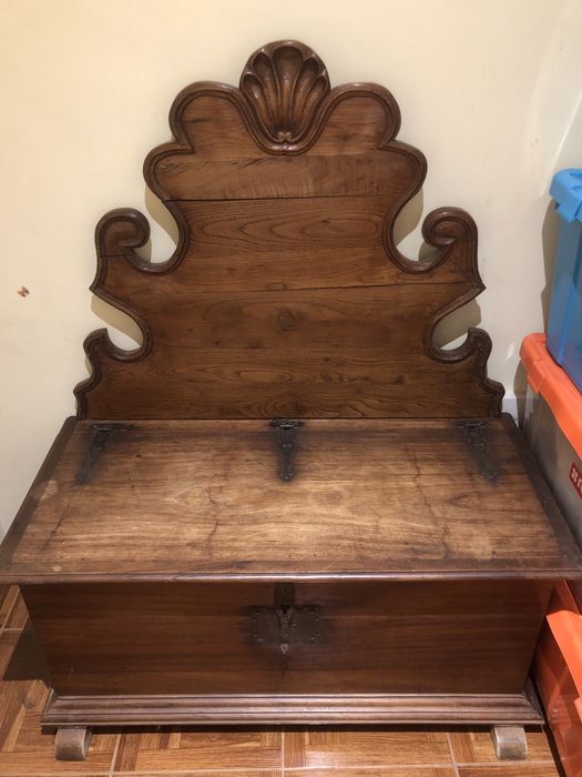 Vendo arca de madeira