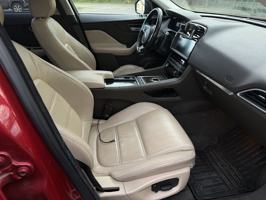 Jaguar f-pace 2016 2.0 d 2л. дизель ягуар європа