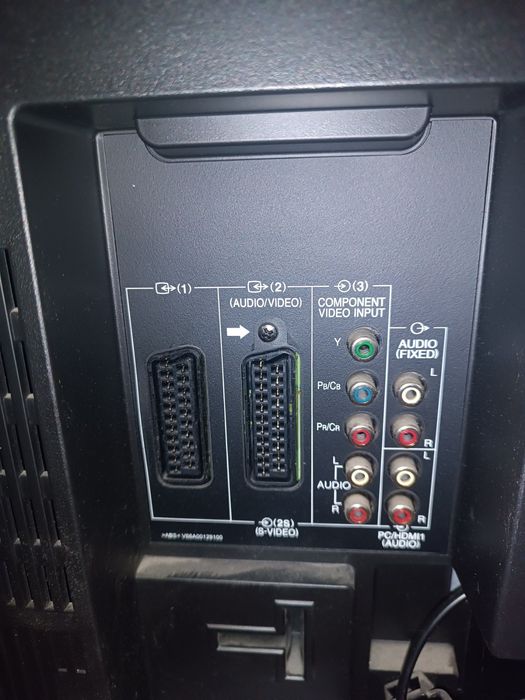 Телевізор Toshiba 32 дюйми (81 см). 2 HDMI. Збірка Великобританія