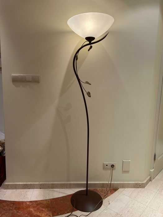 Lampa podłogowa 180 cm