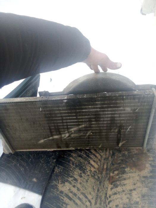 Продається бампер задній