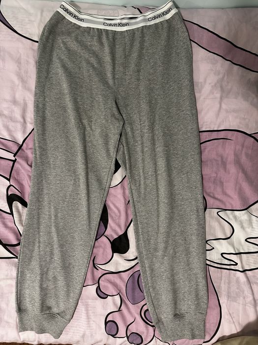 Комтюм Calvin Klein