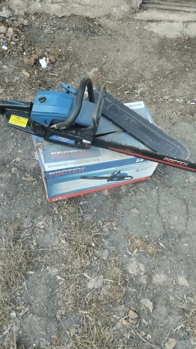 Продам бензопилку