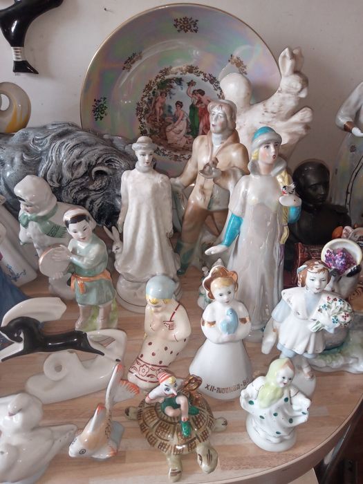 Фигурки статуэтки фарфор