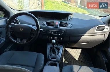 Авто Renault Grand Scenic 2009 дизель, 6-ступка