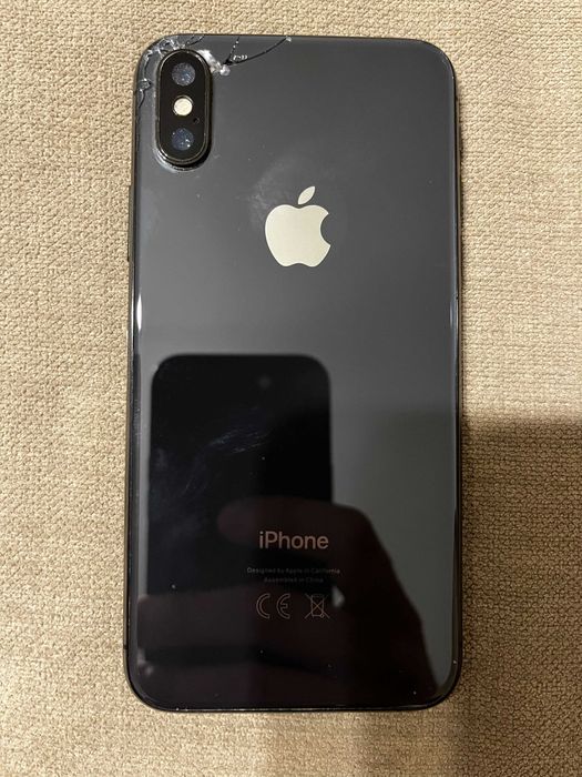 Iphone XS 64GB czarny gratis etui, kabel